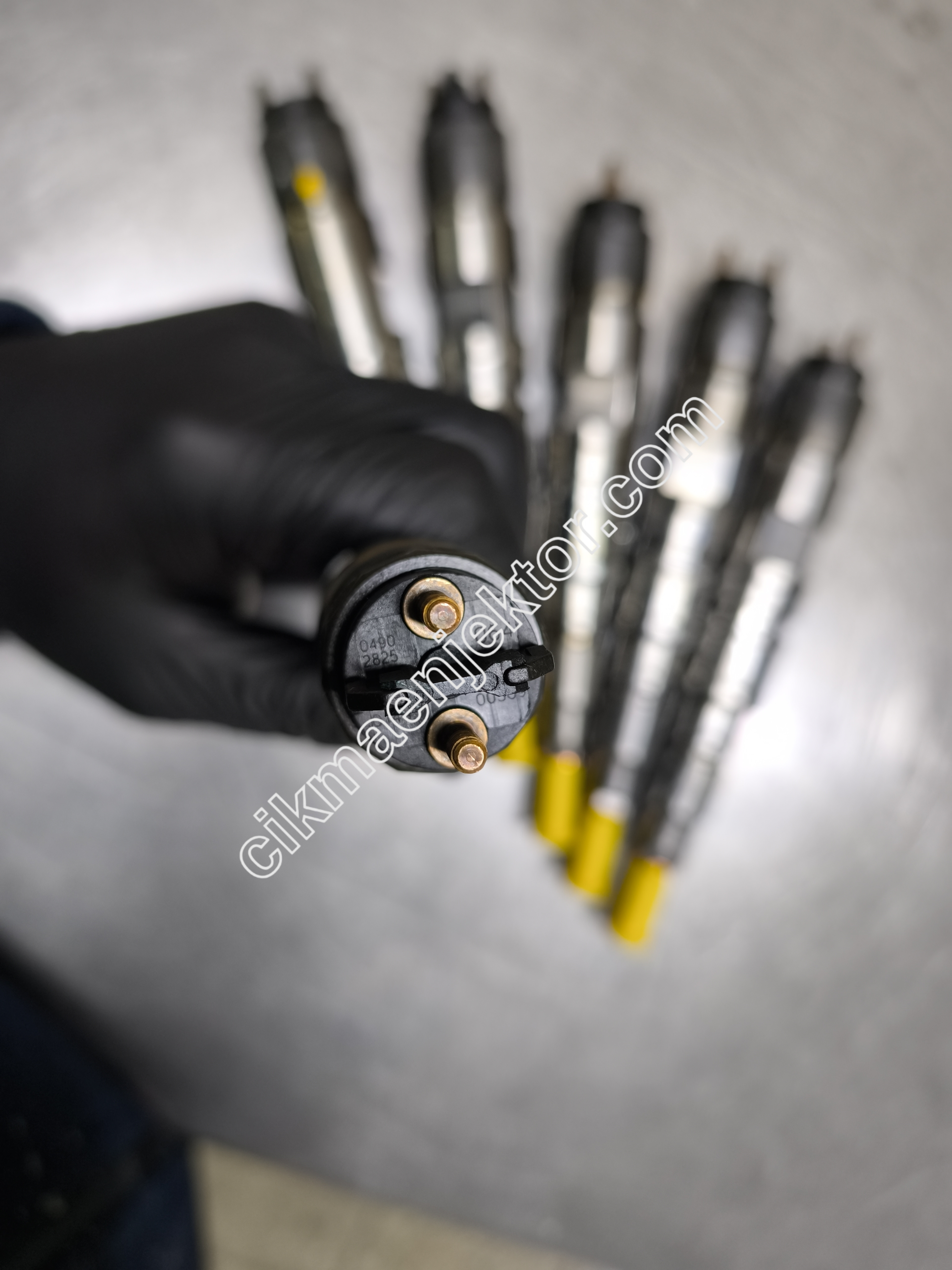  RENAULT TRUCKS PREMIUM 2 ENJEKTÖRÜ – BOSCH 0445120064