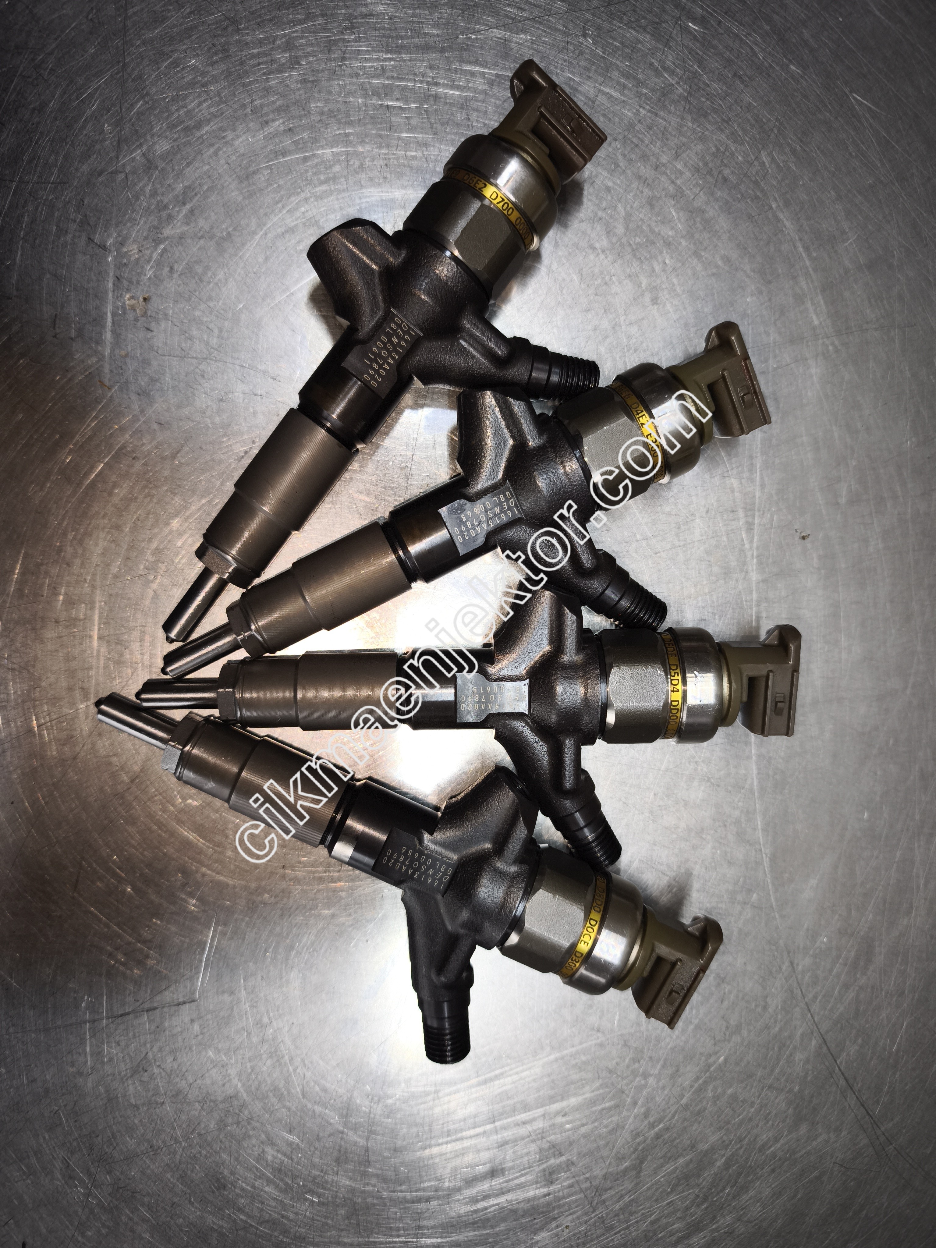 SUBARU LEGACY IV 2.0 D AWD ENJEKTÖRÜ - DENSO 16613AA020